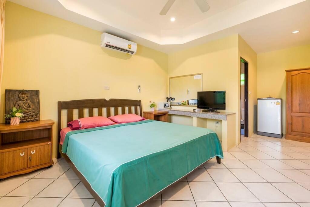 Villa Baan Coconut à Bang Tao Beach  Extérieur photo