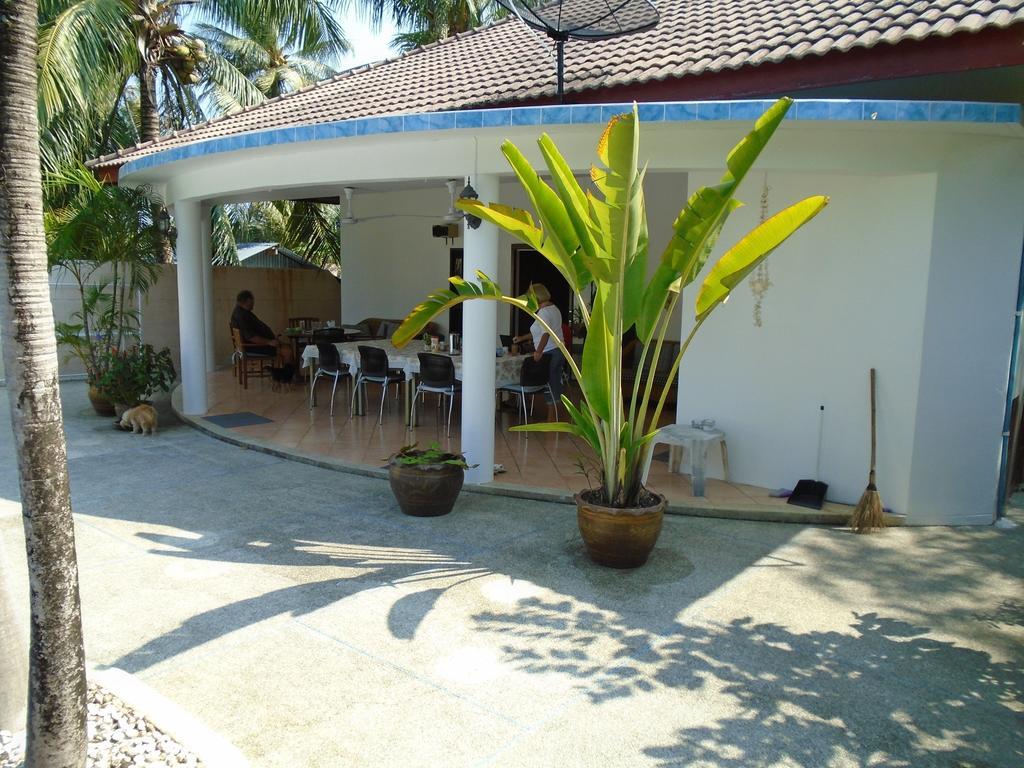 Villa Baan Coconut à Bang Tao Beach  Extérieur photo